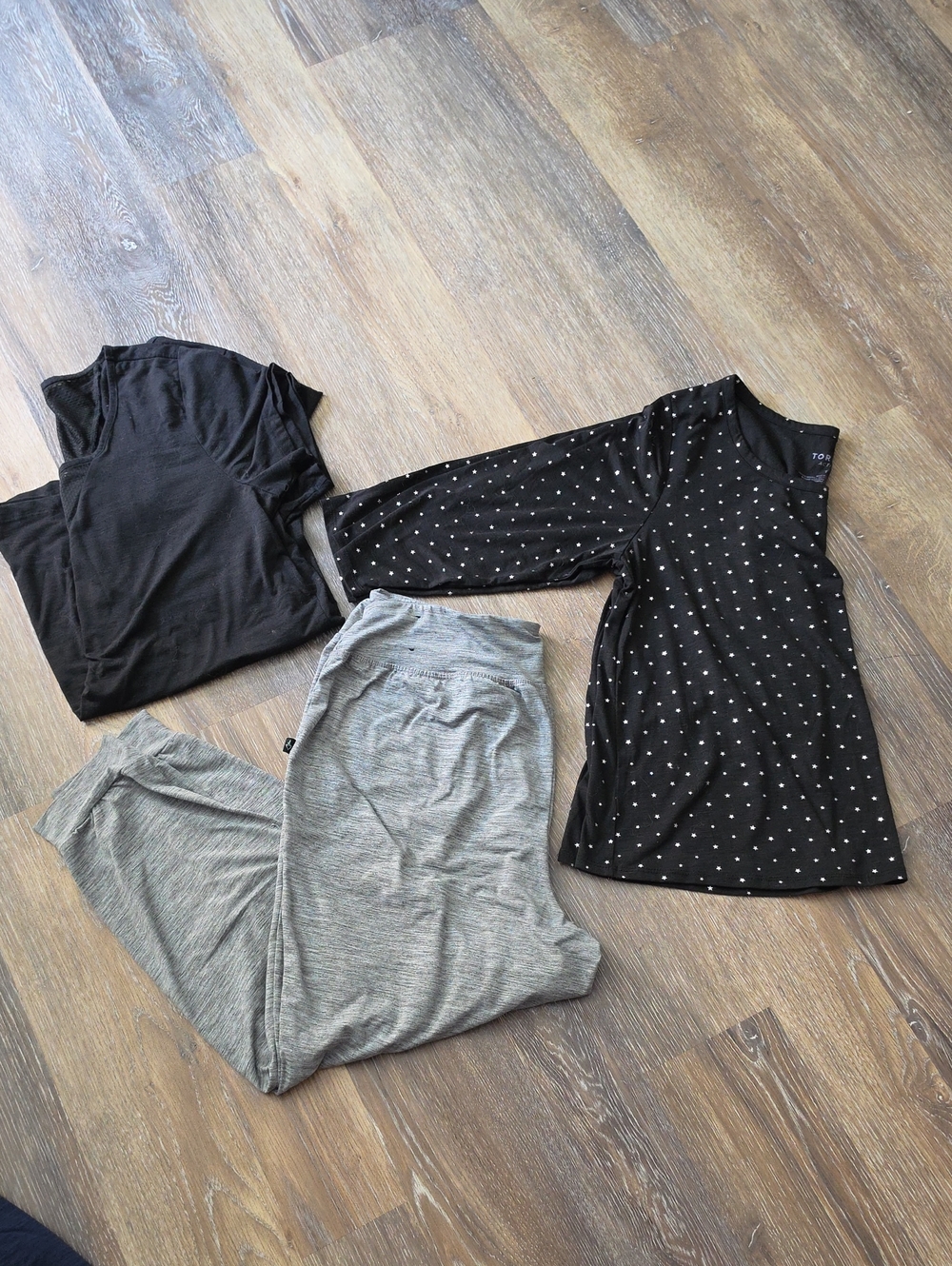 Active Set 2 Tops And Bottoms